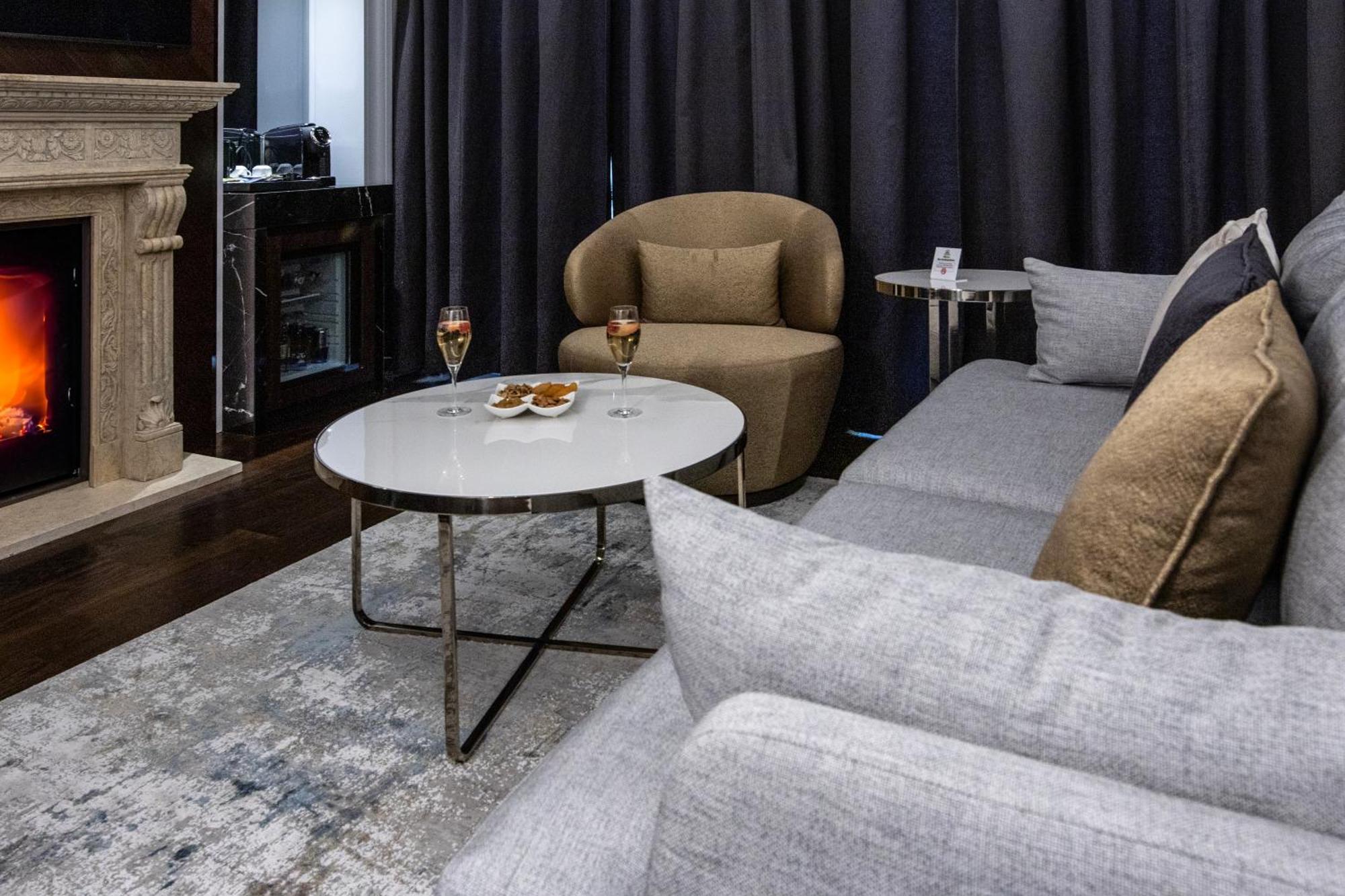 Xheko Imperial Luxury Hotel & Spa Tirana Exterior foto A 3D rendering of a living room